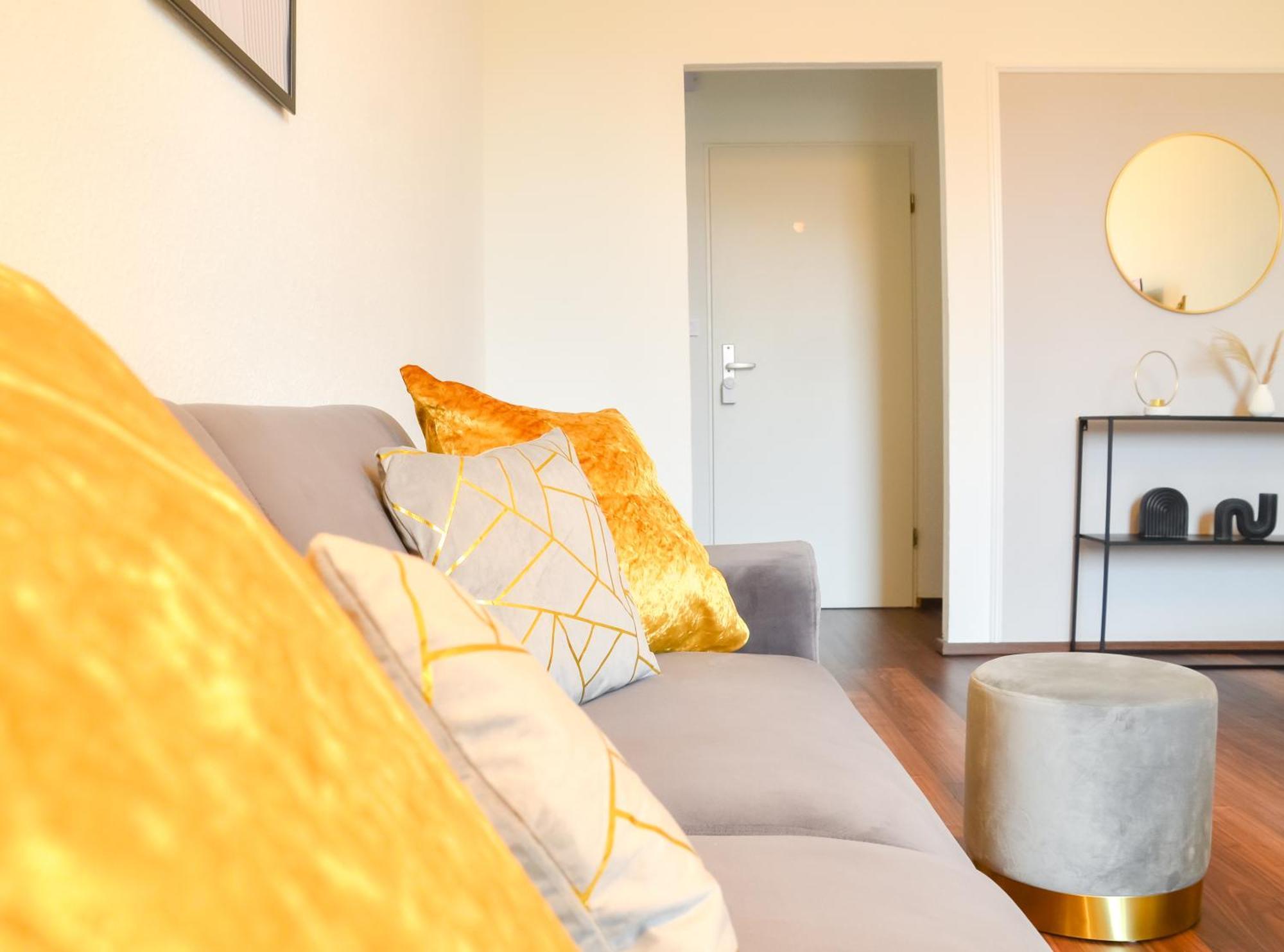 Milpau Buer 3 - Modernes Und Zentrales Premium-Apartment Mit Queensize-Bett, Netflix, Nespresso Und Smart-Tv Gelsenkirchen Eksteriør billede